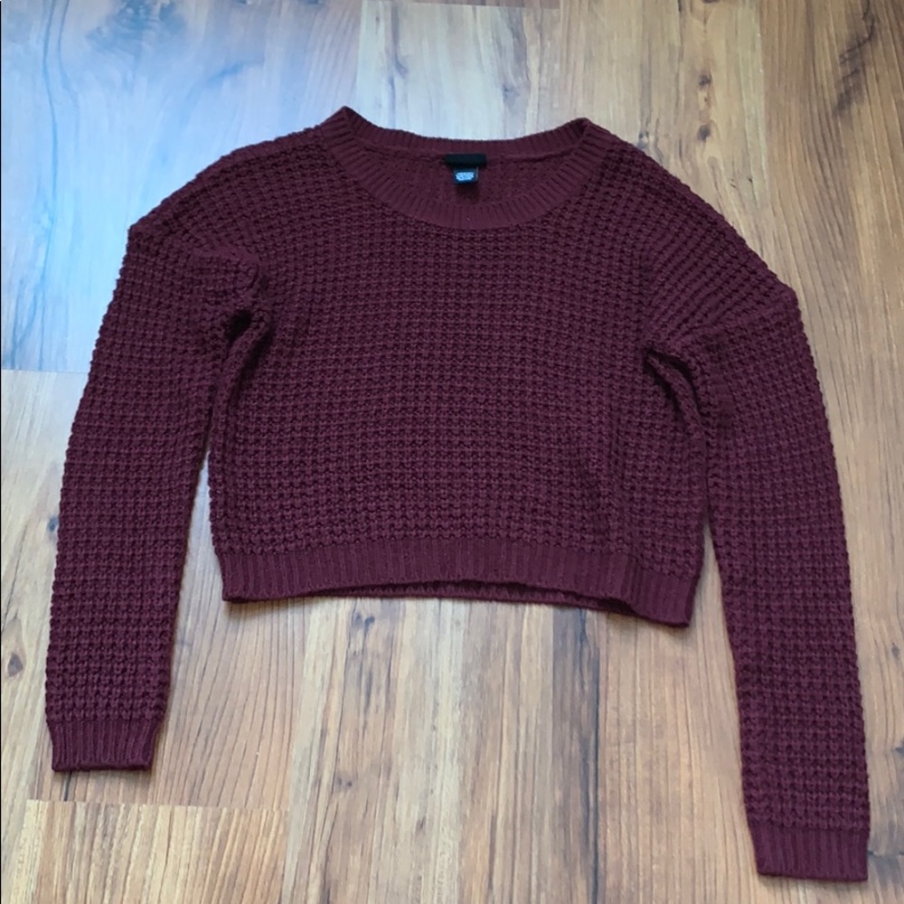 Cropped knit sweater